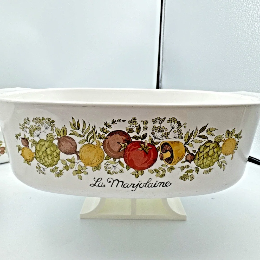 Spice of Life Corning Ware  Collectible Set A-1.5-B,‎ A-2-B, A-10-B/Lid 4 pieces